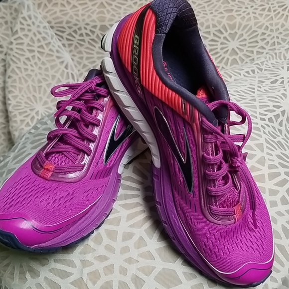 brooks ghost 5 shoes